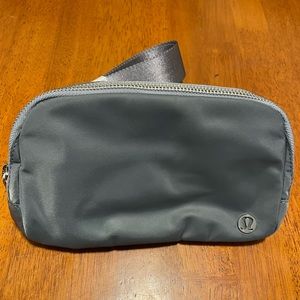 Lululemon Everywhere Belt Bag.